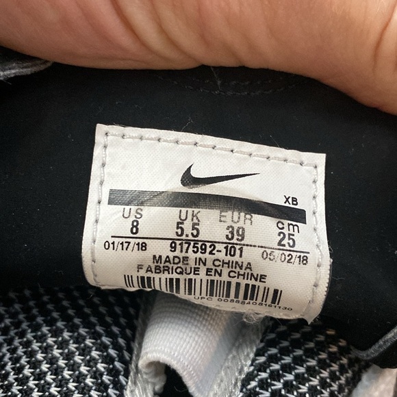 Nike Air Swoopes - Picture 8 of 9